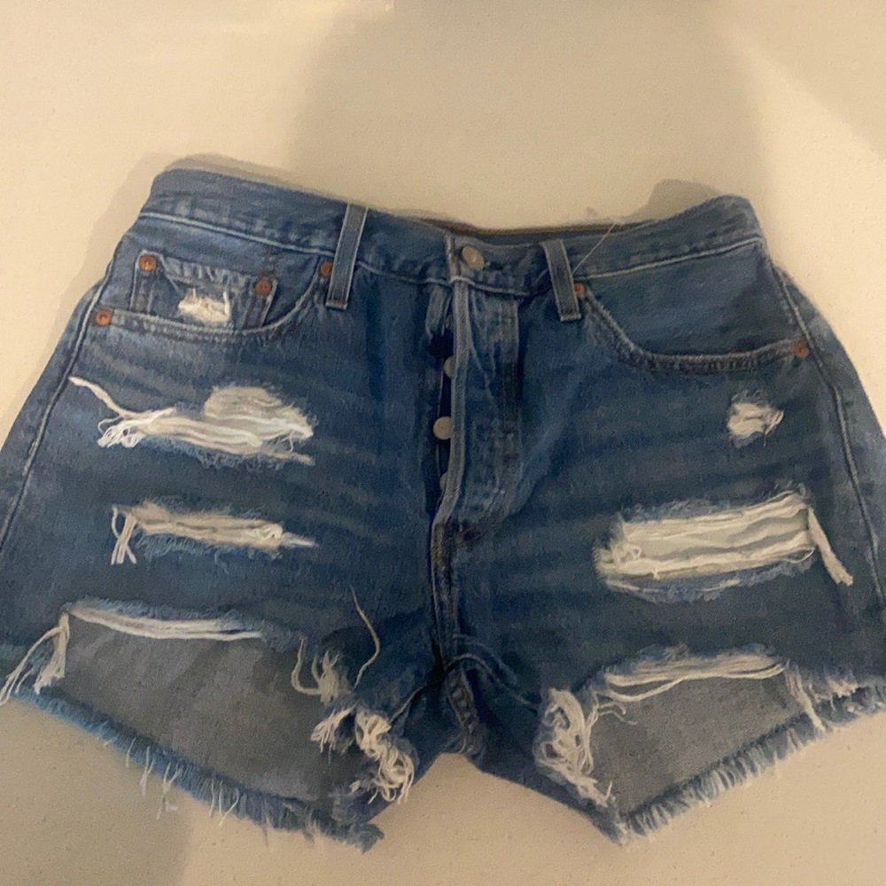 Levi’s 501 Daisy Dukes